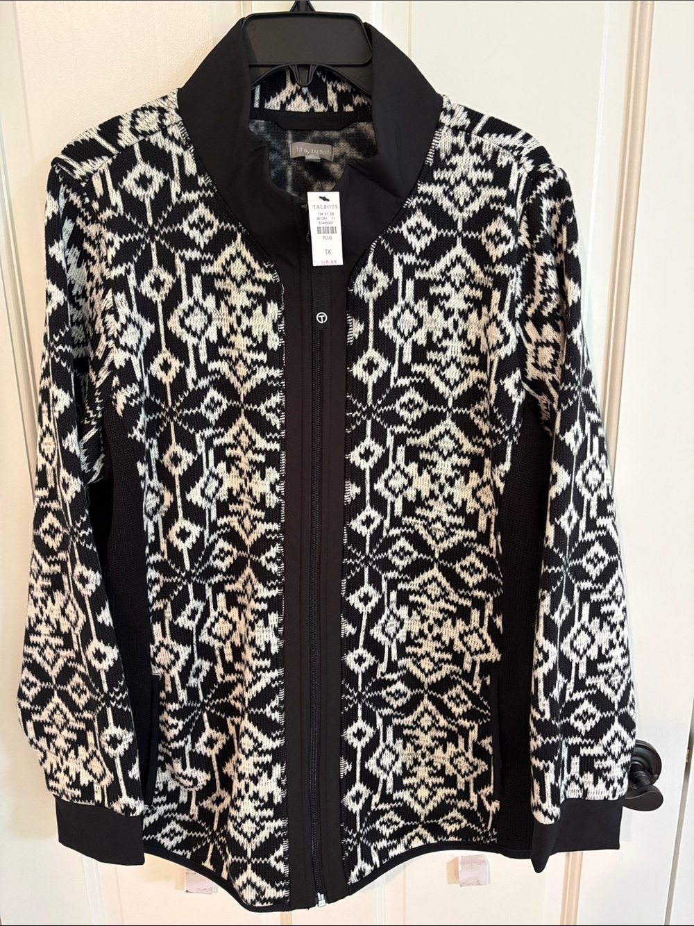 Talbots New With Tags Size 1X Black & White Geometric Knit Zip Front Jacket